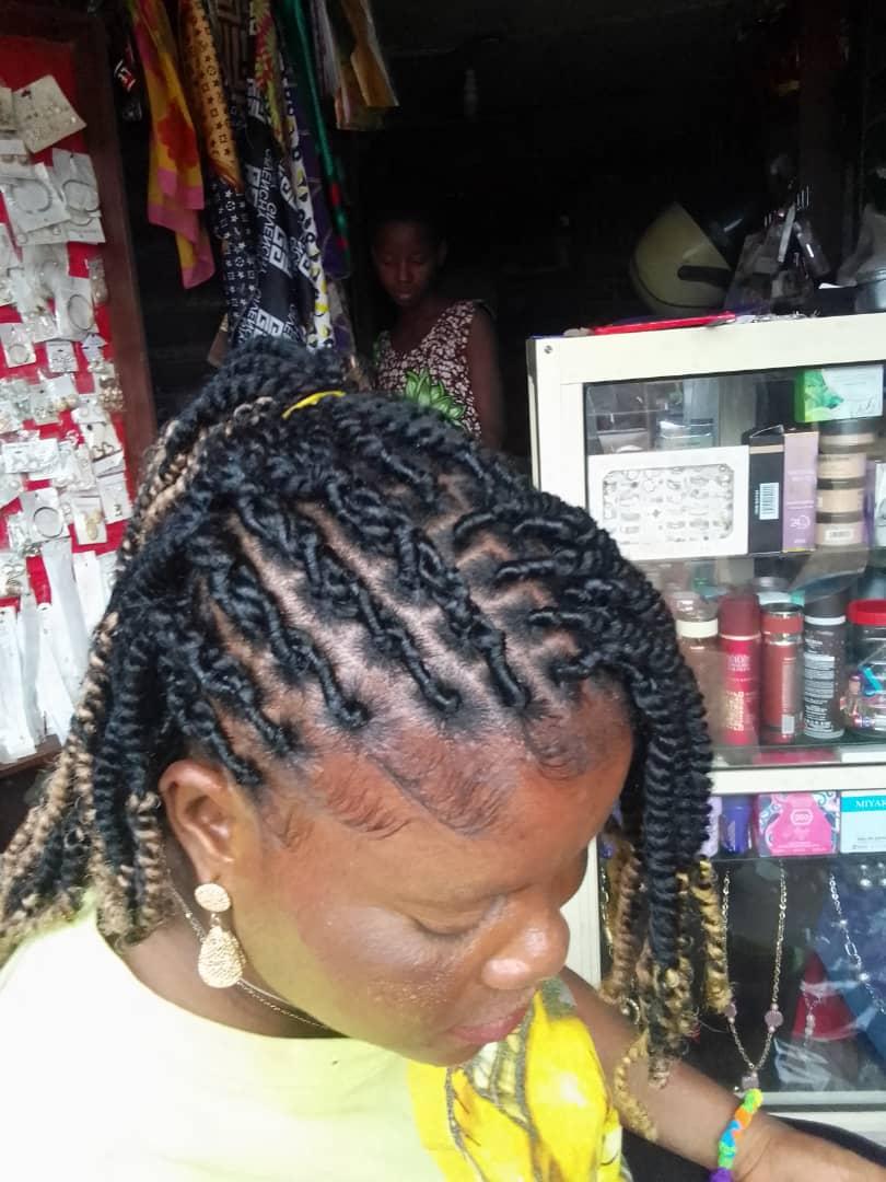 Beauty Salon 